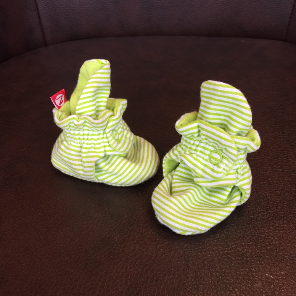 Zutano baby booties